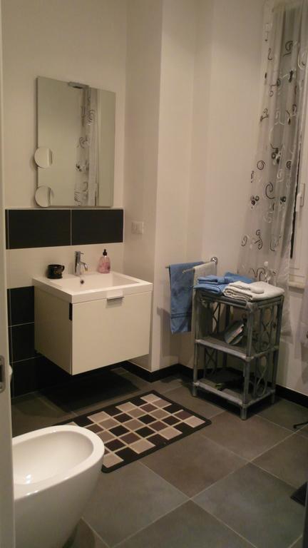 Ferienwohnung Chez Elio La Spezia Zimmer foto